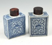 2 QING DYNASTY BLUE & WHITE PO