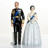 2 ROYAL DOULTON ROYALTY FIGURI