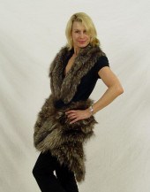 2 SILVER FOX FUR STOLE AND WRA