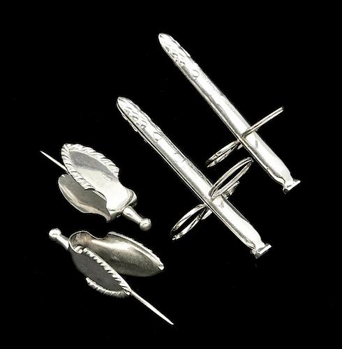 2 STERLING ASPARAGUS TONGS AND 2