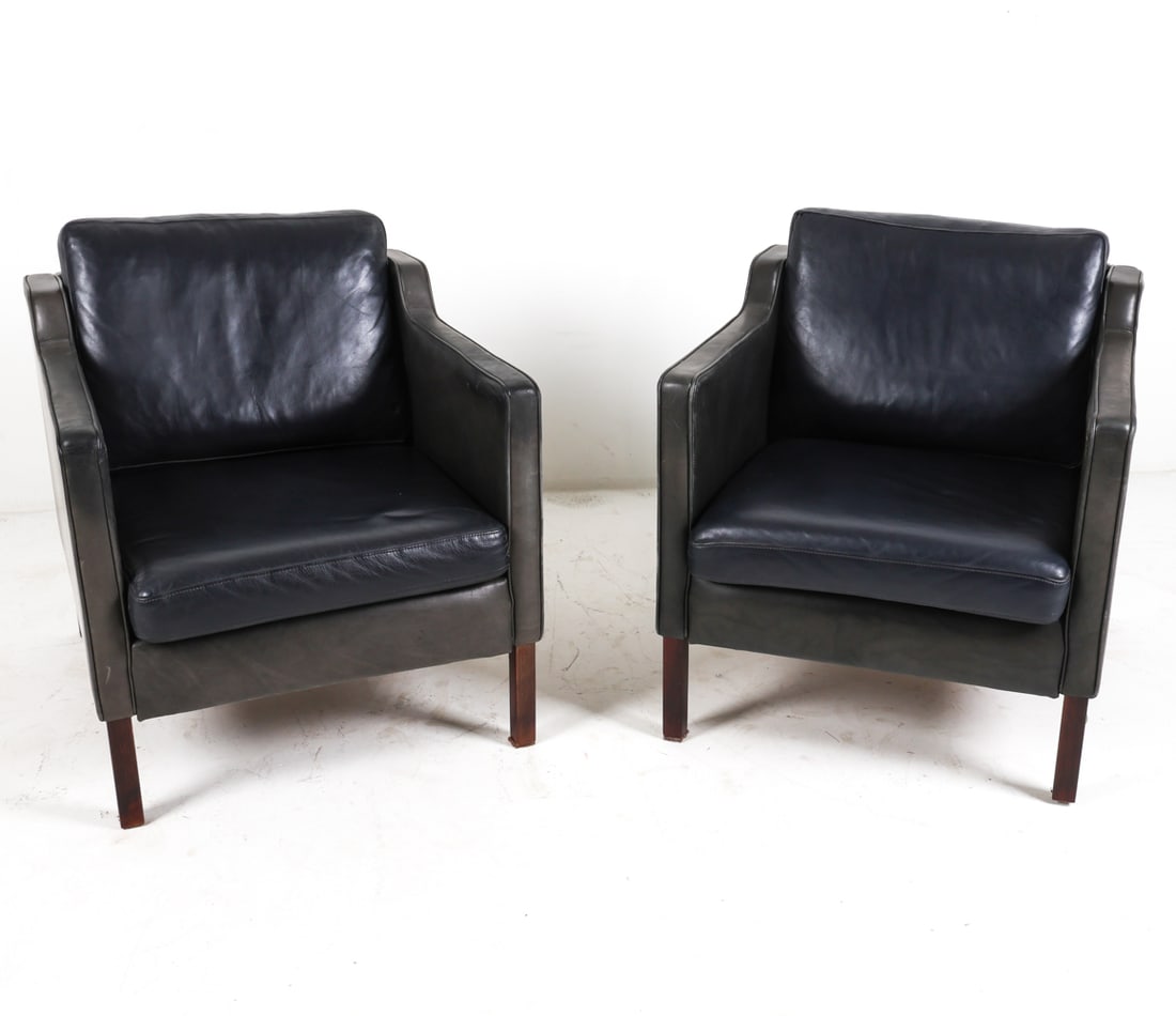 (2) STOUBY DANISH LEATHER