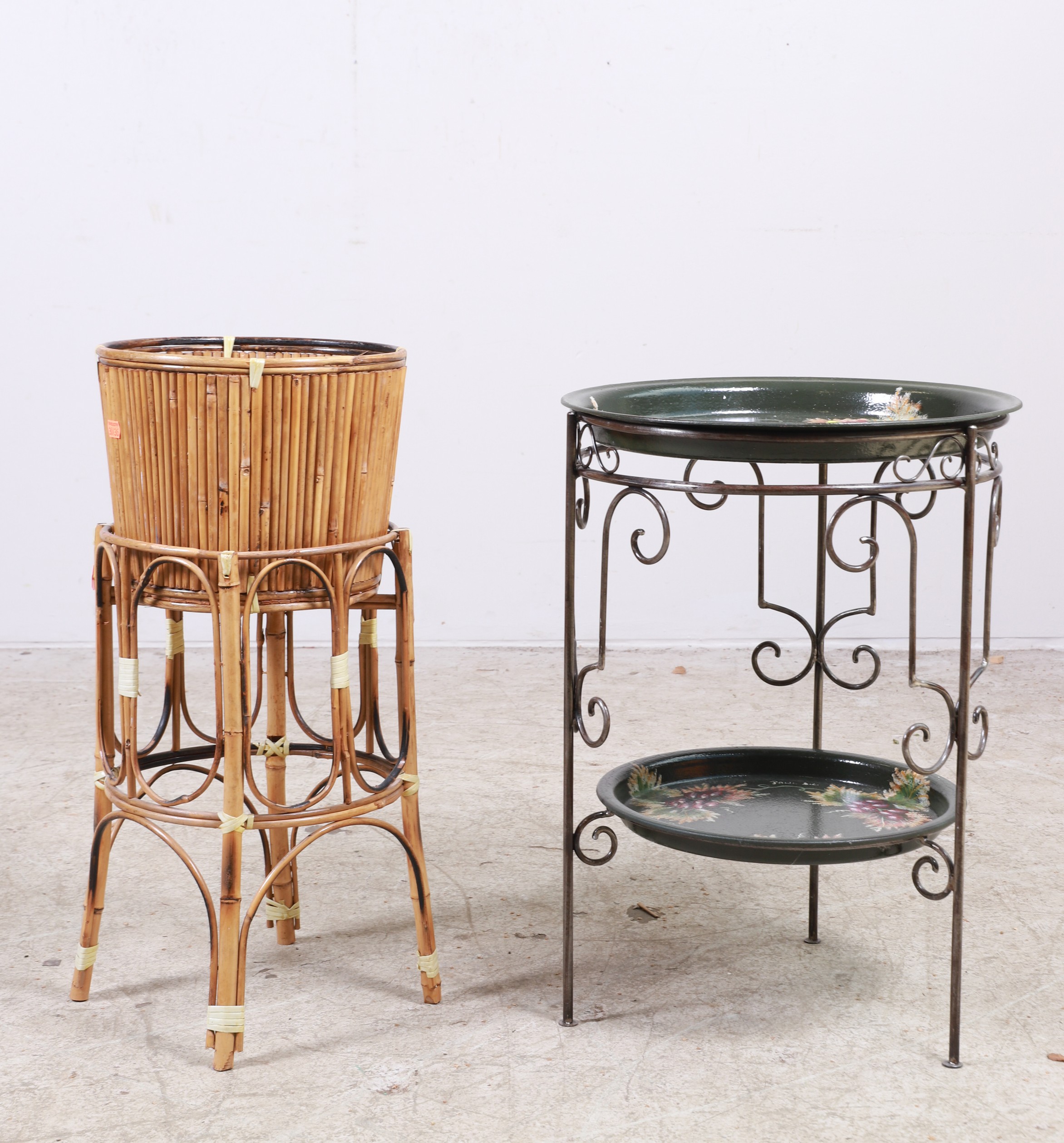 2-tier metal and tole painted