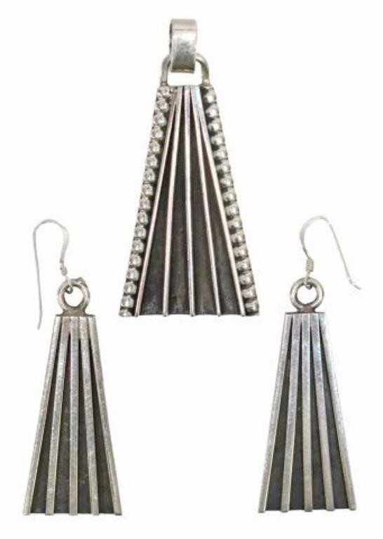 (2) TOM HAWK NAVAJO STERLING