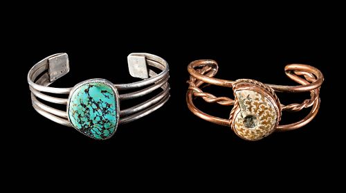2 TURQUOISE & AMMONITE FOSSIL IN