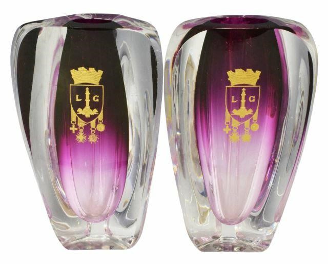 (2) VAL SAINT LAMBERT GILT CREST