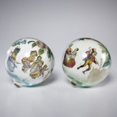 (2) VICTORIAN POTICHOMANIA WIT