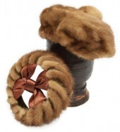 (2) VINTAGE LADIES MINK FUR BE