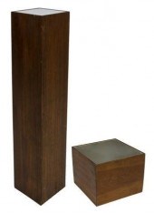 (2) VINTAGE LIGHTED PEDESTAL D