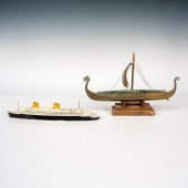 2 VINTAGE METAL MODEL SHIPS +
