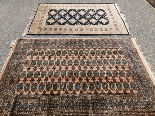 2 VINTAGE ORIENTAL RUGSLot of 2