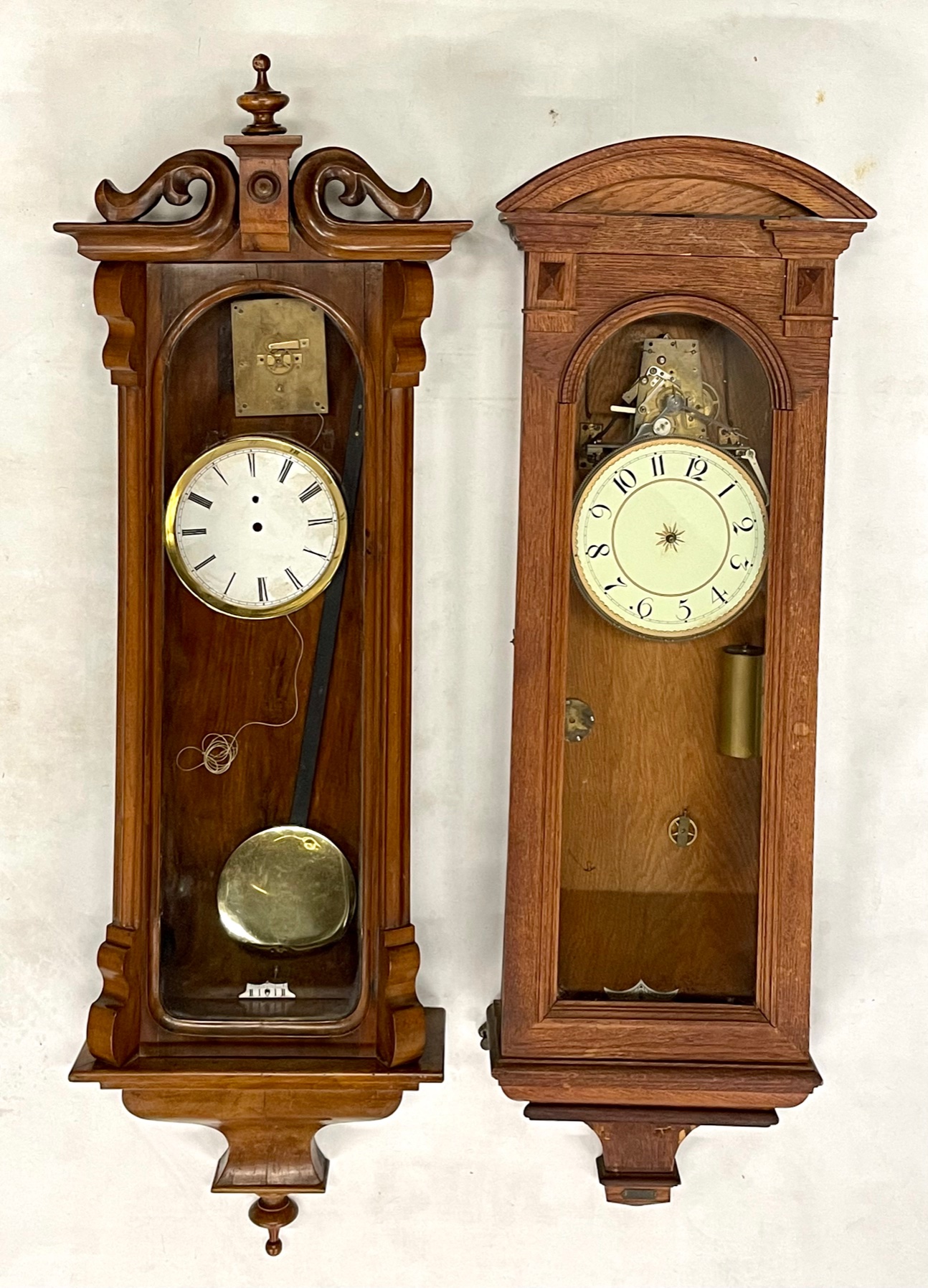 (2) WALL CLOCKS L: Vienna style.