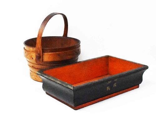 2 WOODEN PIECES2 wooden pieces,