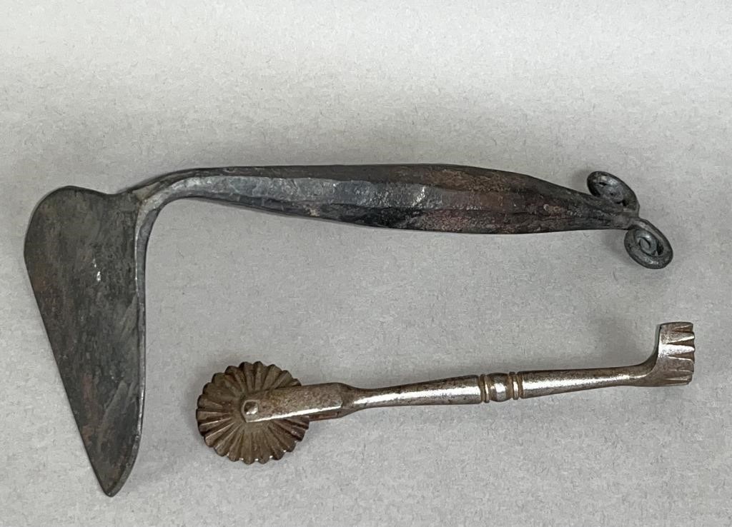 2 WROUGHT IRON KITCHEN TOOLS CA.