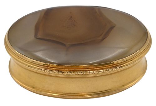 20 - 22 KARAT GOLD AND AGATE OVAL