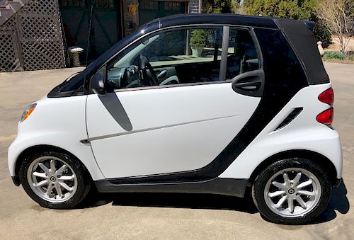 2009 WHITE SMART CAR FORTWO PASSION