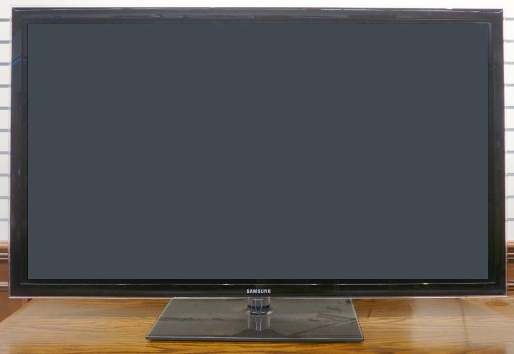 2011 SAMSUNG 55-IN COLOR