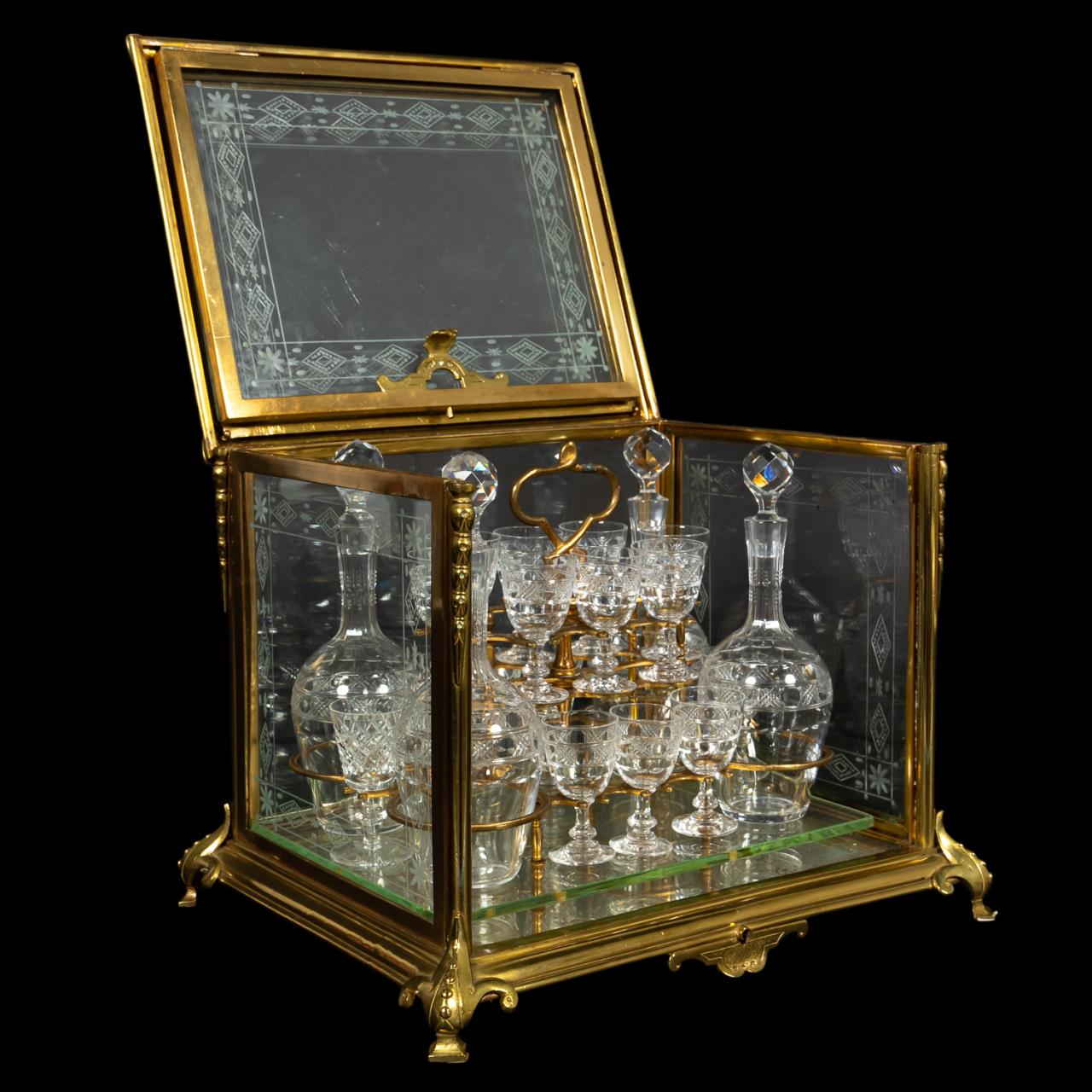 20PC FRENCH BRONZE & CRYSTAL CAVE A