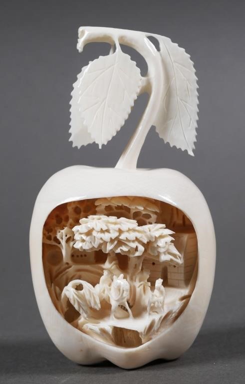 20TH C. CHINESE CARVED IVORY