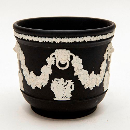 20TH C. WEDGWOOD JASPERWARE CACHE