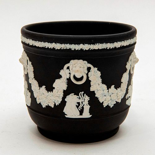 20TH C. WEDGWOOD JASPERWARE CACHE