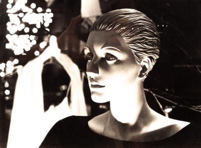 20th Century/Mannequin/signed