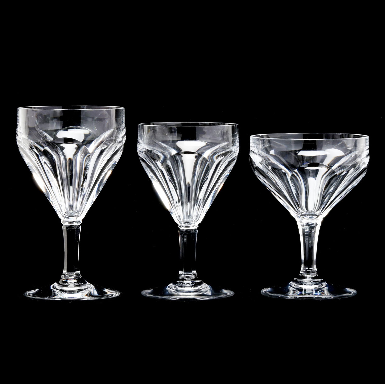 (21) BACCARAT  DUCHESSE DE DINO 