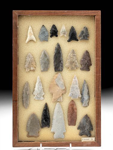 21 NATIVE AMERICAN SOUTHERN STONE