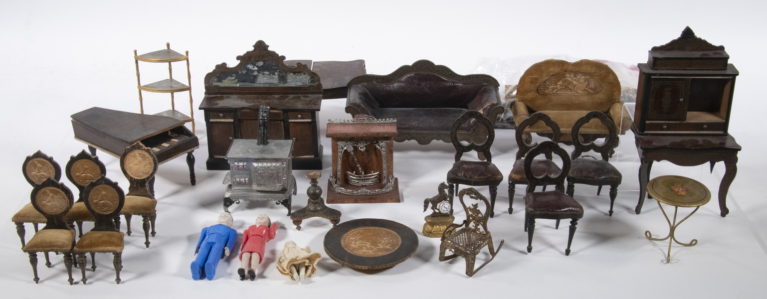 (21 PCS) DOLLHOUSE FURNITURE,