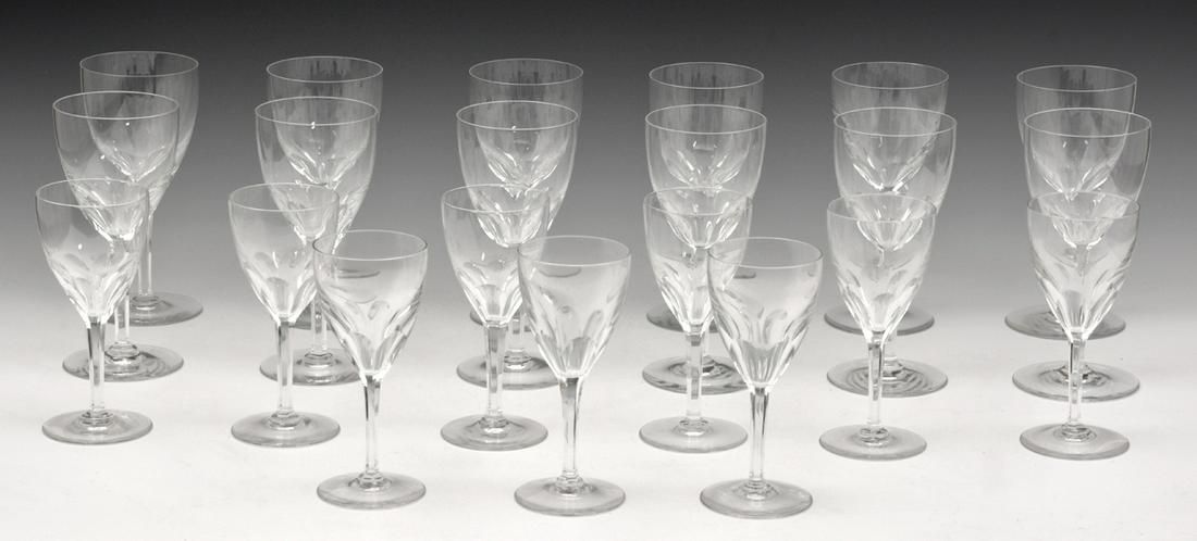 21 PIECES BACCARAT GENOVA CUT
