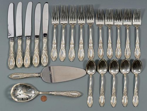 22 PCS FLATWARE INC. TOWLE KING