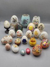 22 Vintage Decorative Eggs, pr