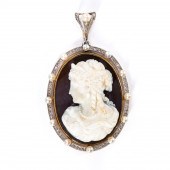 22K GOLD CAMEO PENDANT WITH PE
