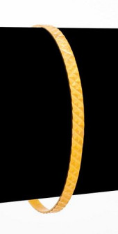 22K YELLOW GOLD BANGLE<br>22K