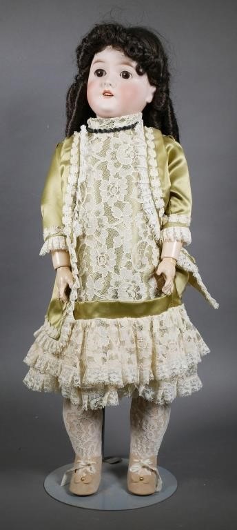 23" ARMAND MARSEILLE QUEEN LOUISE