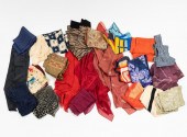 23 PRINTED SCARVEScomprising 1