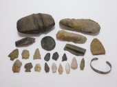 23PC NATIVE AMERICAN ARROWHEAD