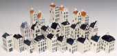 (24) DUTCH DELFT HOUSE DECANTE
