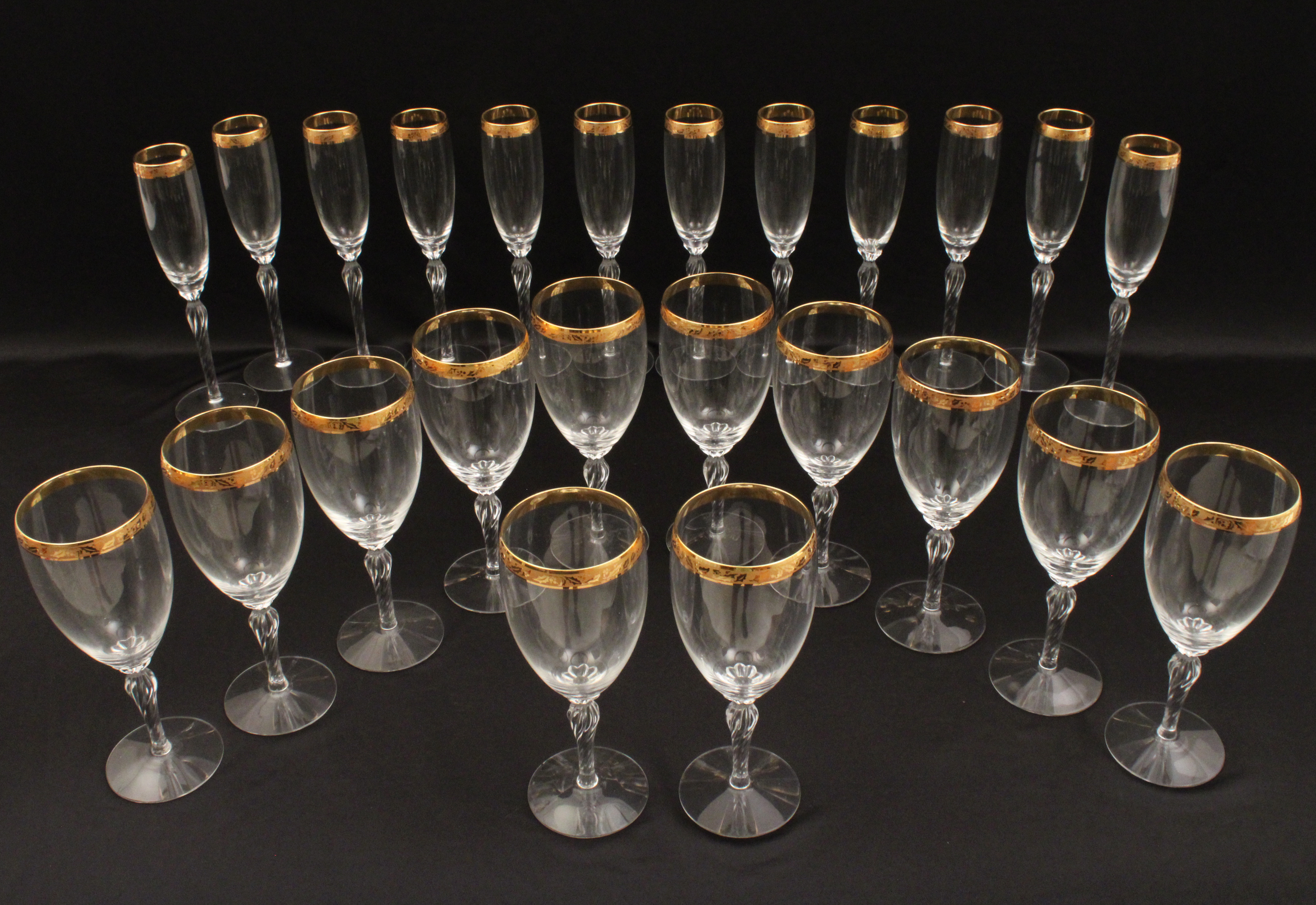 24 PC LOT OF LENOX HOLIDAY