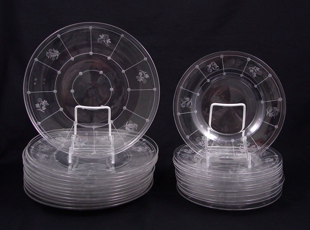 24 SIGNED STEUBEN GLASS PLATES: