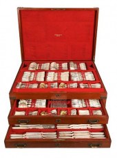 245 PIECE TIFFANY & COMPANY ST