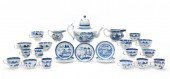 24PC CHINESE EXPORT BLUE & WHI