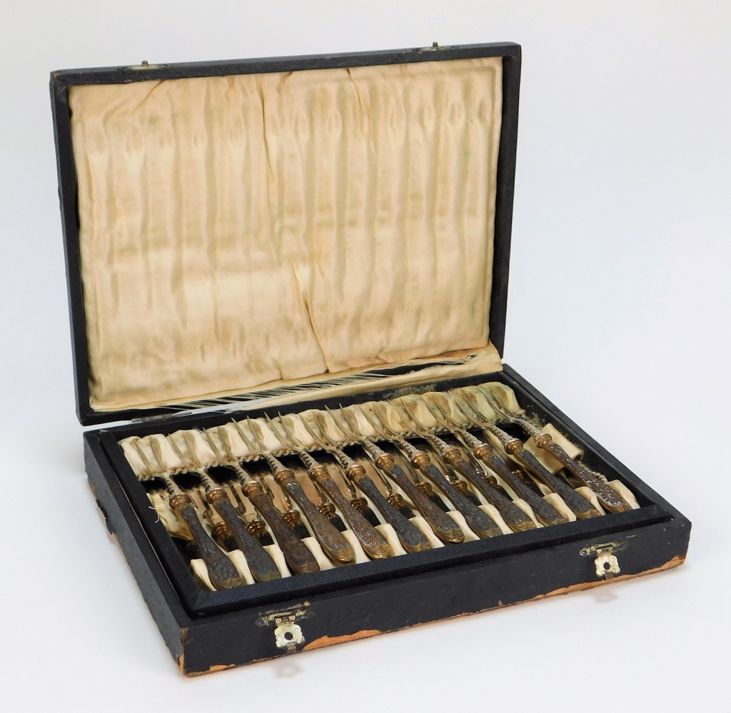 24PC VOM CLEFF & CO ESCARGOT