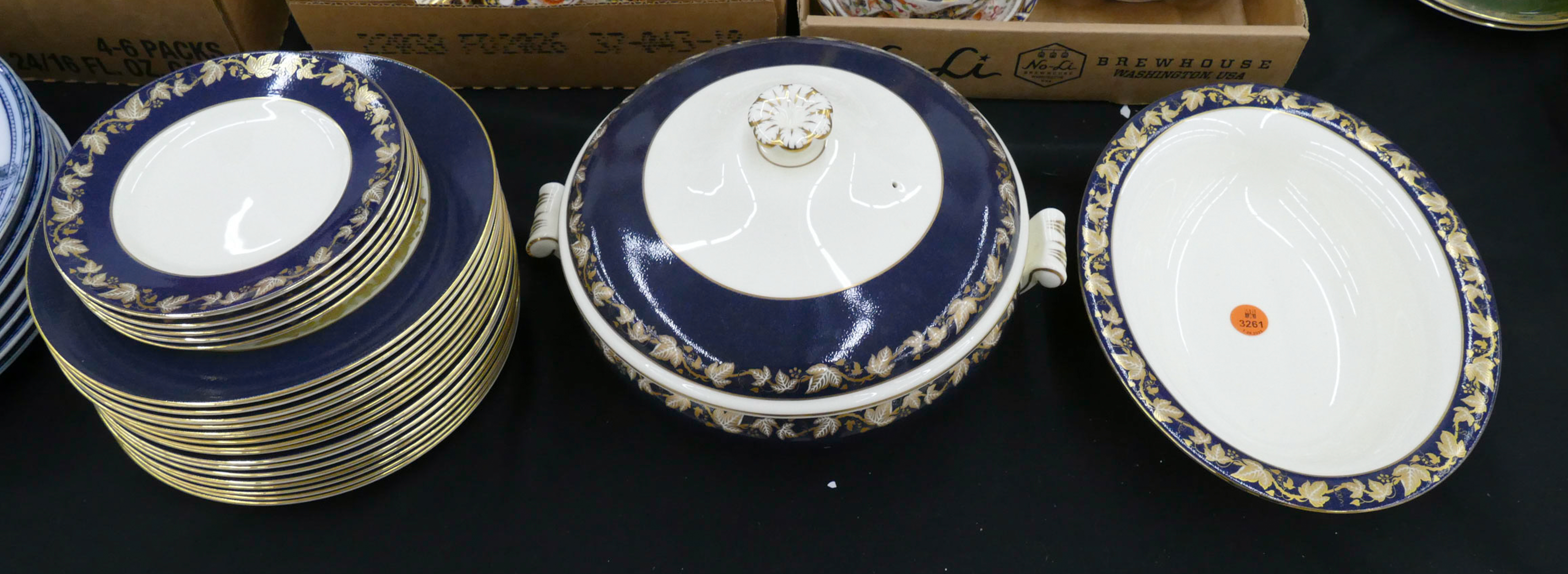 24pc Wedgwood 'Whitehall 2000'