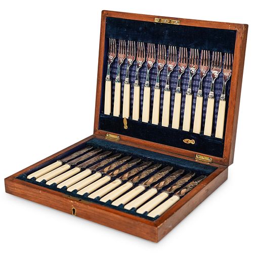 (24PC) W&G SILVERPLATE FLATWARE