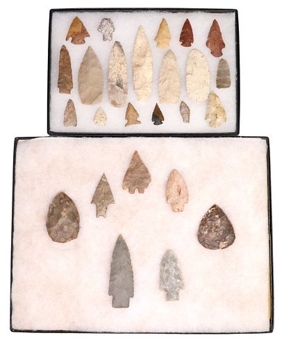 (25) STONE ARROWHEADS &AMP; SPEAR