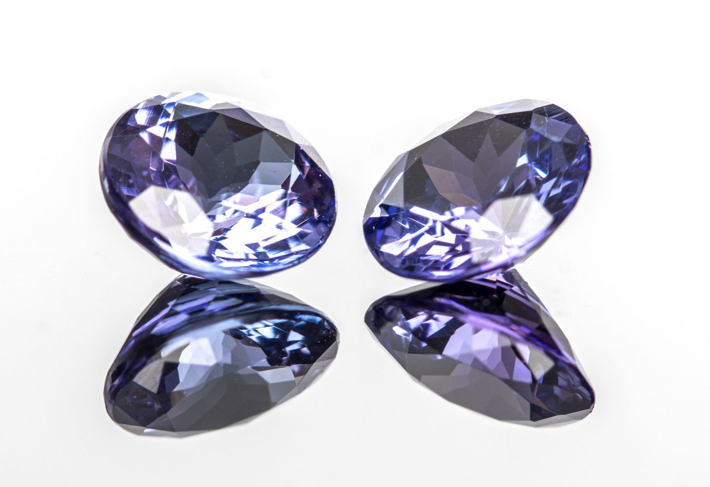 2.50 CTTW. LOOSE ROUND-CUT