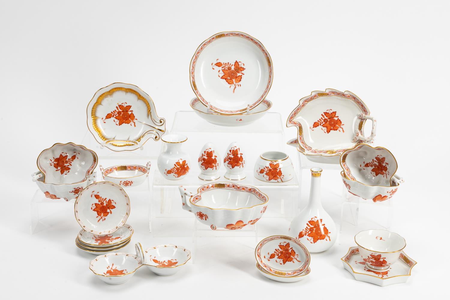 25PC HEREND RUST CHINESE BOUQUET,