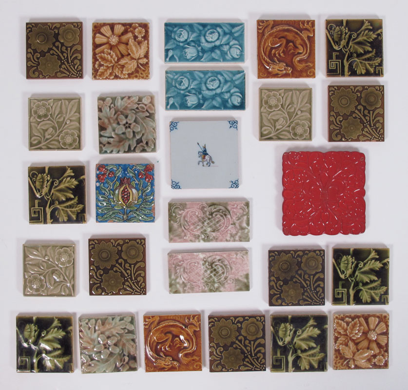 26 CERAMIC TILES: Most are majolica