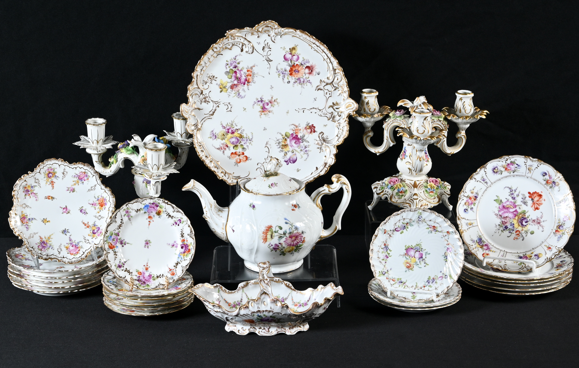 26 PC. DRESDEN PORCELAIN CHINA: