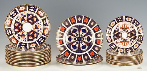 26 PC ROYAL CROWN DERBY IMARI